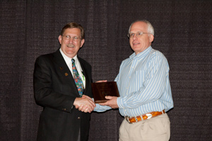 Pioneer Award: Mike MacNeil