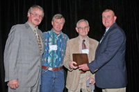 Bruce Orvis receives Pioneer Award