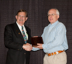 2011 Pioneer Award Winner Mike MacNeil